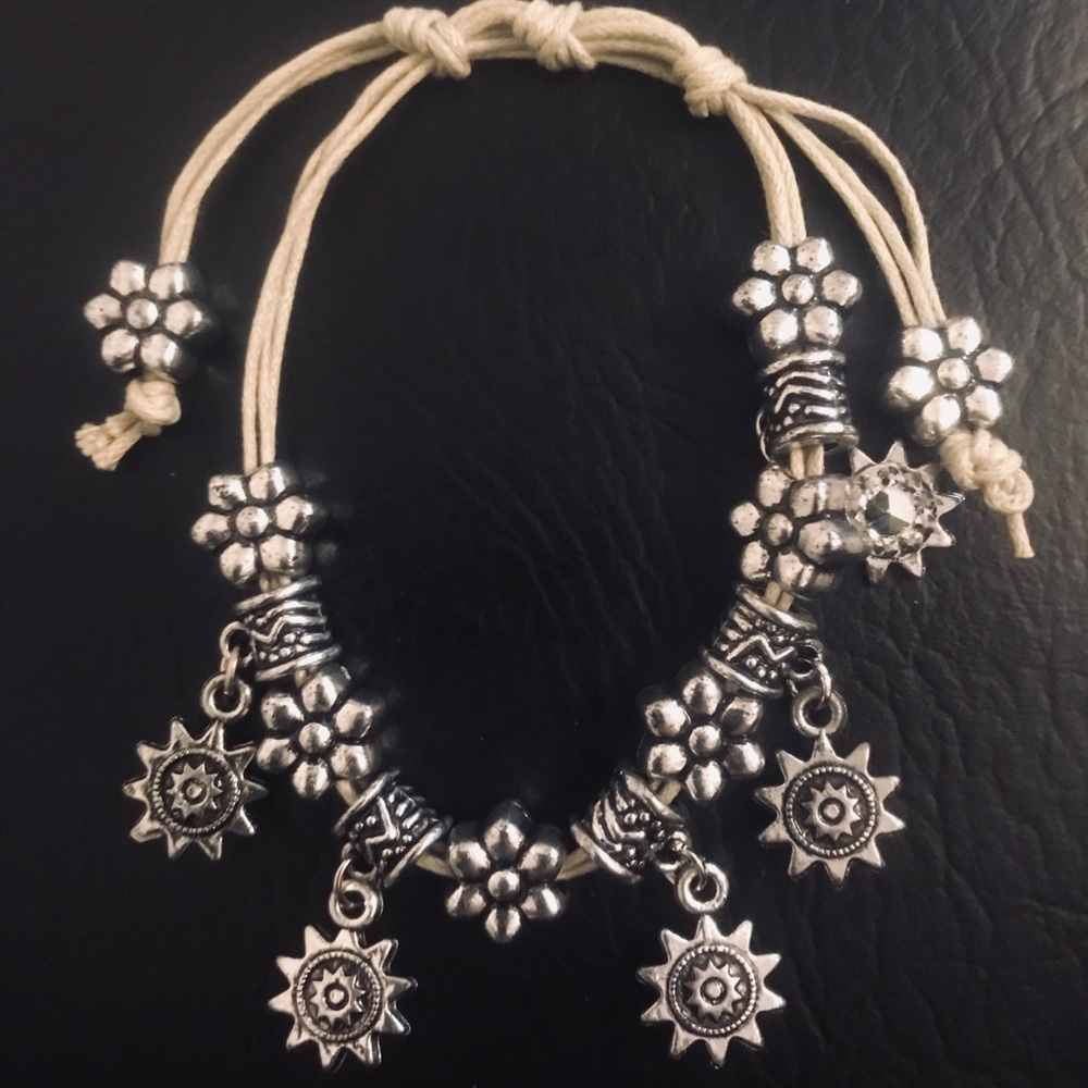 ⚡️ Sun Sparkle Beige Bracelet 7”-8” NEW